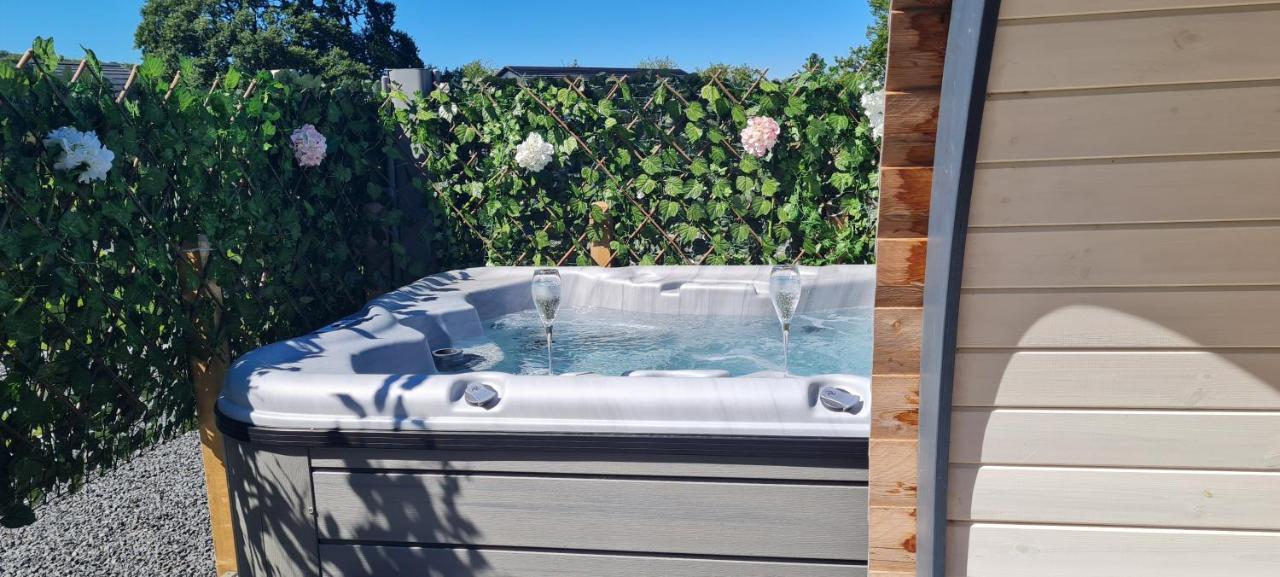 Eastridge Glamping Villa Shrewsbury Bagian luar foto