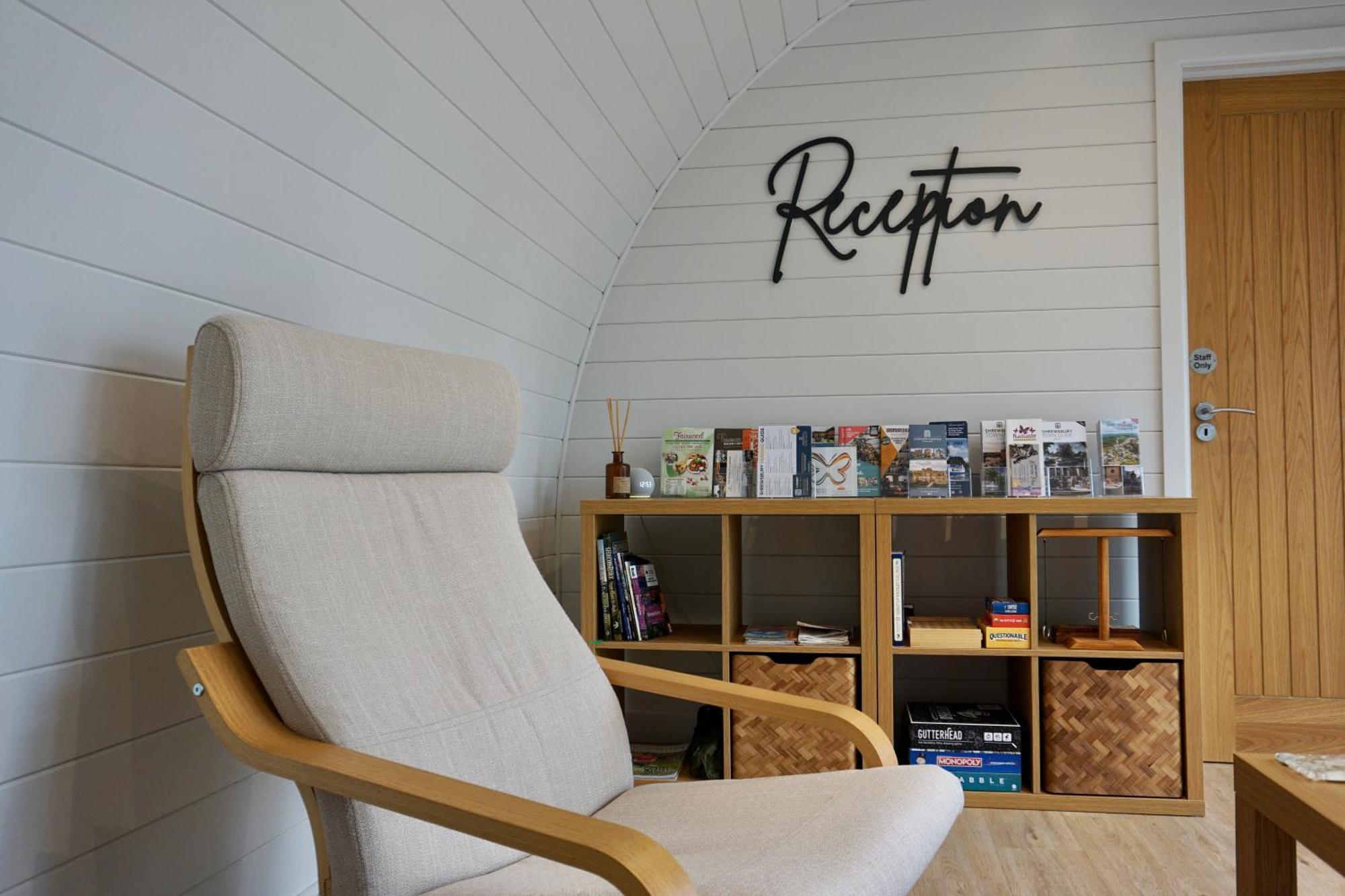 Eastridge Glamping Villa Shrewsbury Bagian luar foto