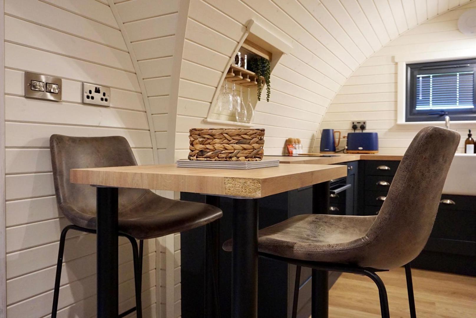 Eastridge Glamping Villa Shrewsbury Bagian luar foto